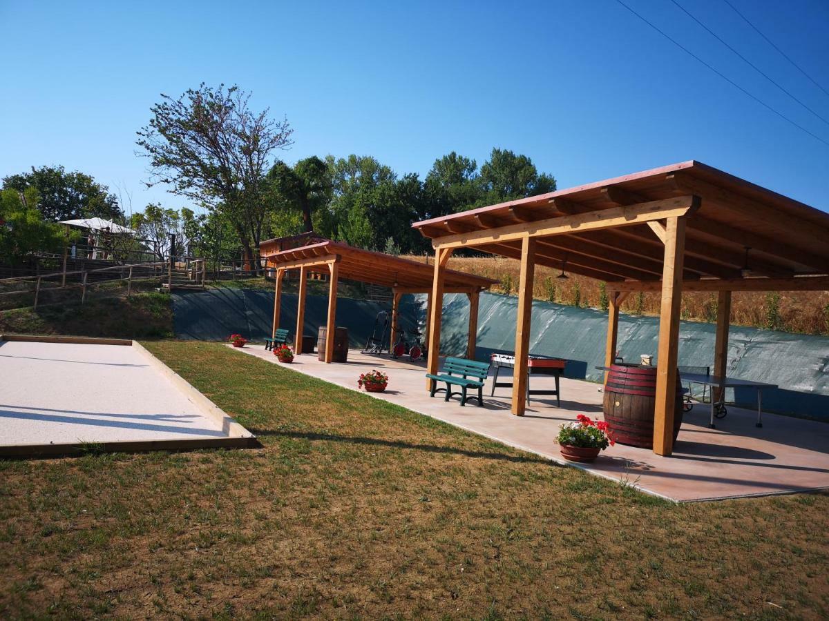 Montenovo Country House Ostra Vetere Exterior foto