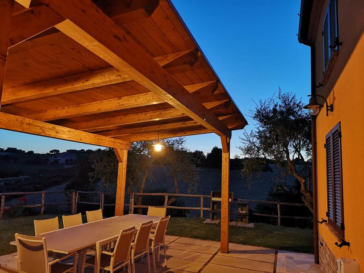 Montenovo Country House Ostra Vetere Exterior foto